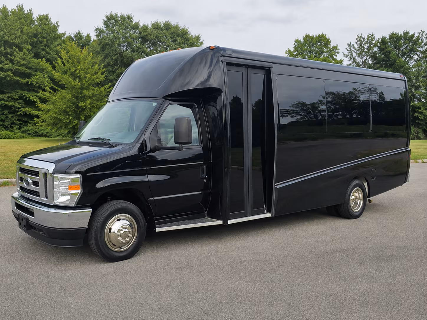 Columbia Airport Shuttle & Transportation party bus interior