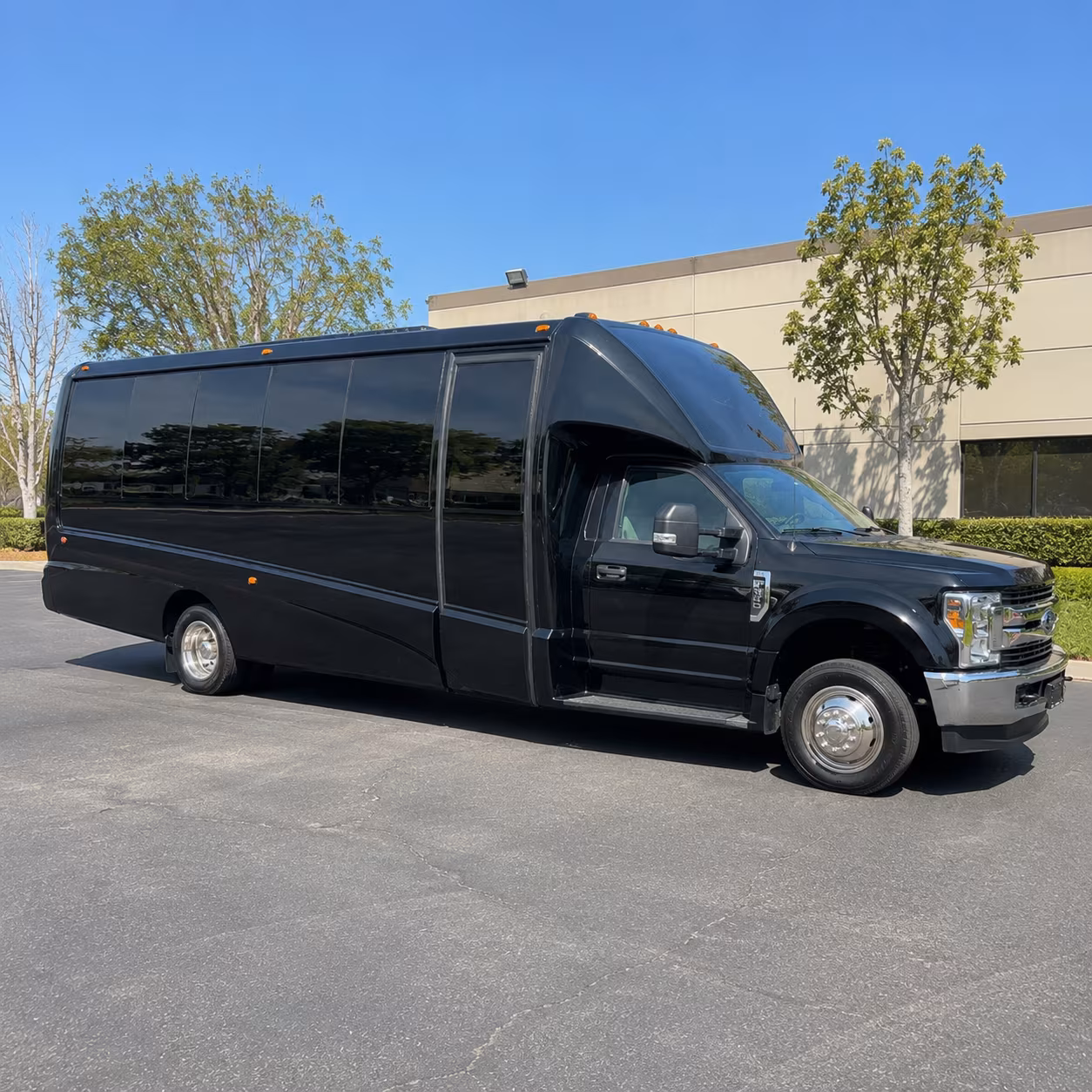 Columbia Wedding Transportation party bus exterior